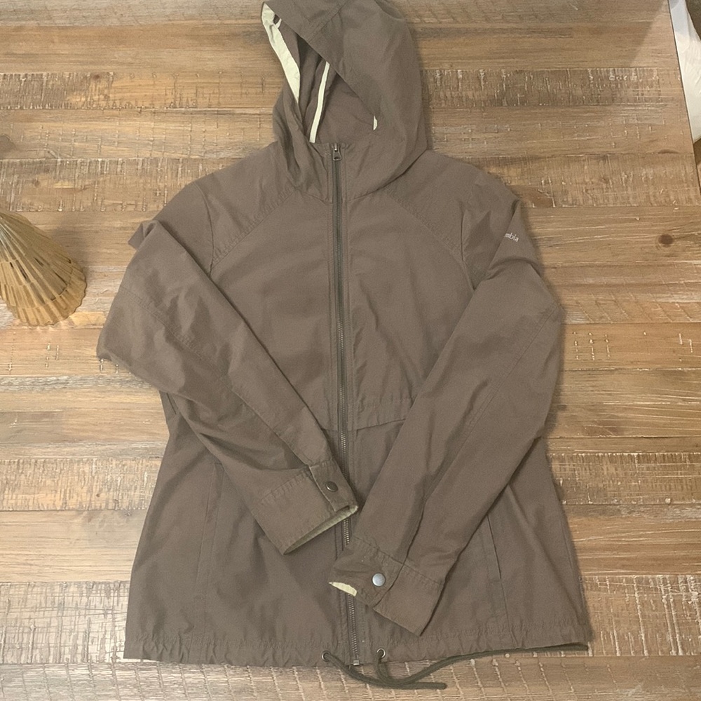 Columbia Rain Jacket Size Medium